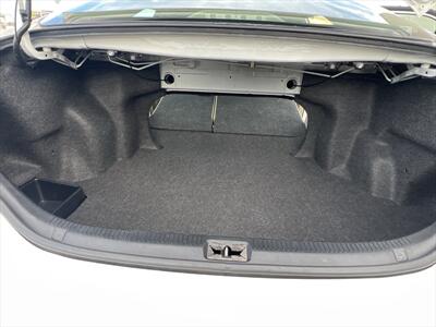 2009 Toyota Camry LE   - Photo 14 - Escondido, CA 92025