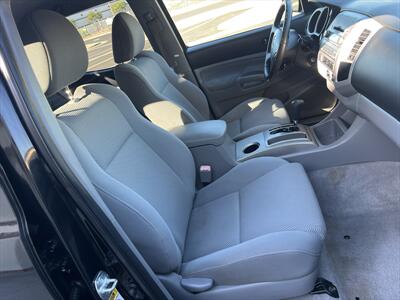 2009 Toyota Tacoma PreRunner V6   - Photo 13 - Escondido, CA 92025