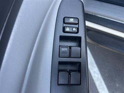 2013 Toyota Tacoma PreRunner V6   - Photo 12 - Escondido, CA 92025
