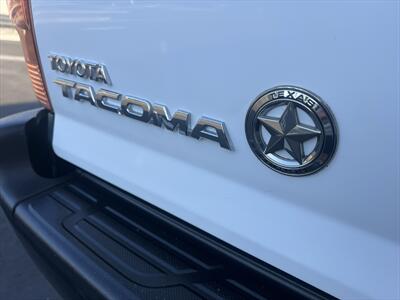 2013 Toyota Tacoma PreRunner V6   - Photo 18 - Escondido, CA 92025