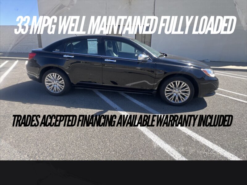 2012 Chrysler 200 Limited  