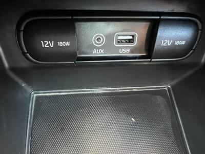 2016 Kia Sorento SX Limited V6   - Photo 9 - Escondido, CA 92025