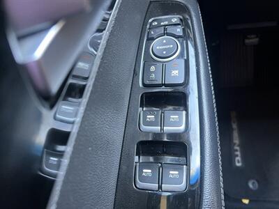 2016 Kia Sorento SX Limited V6   - Photo 23 - Escondido, CA 92025