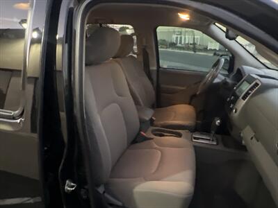 2019 Nissan Frontier SV   - Photo 18 - Escondido, CA 92025