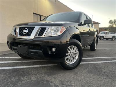 2019 Nissan Frontier SV   - Photo 2 - Escondido, CA 92025