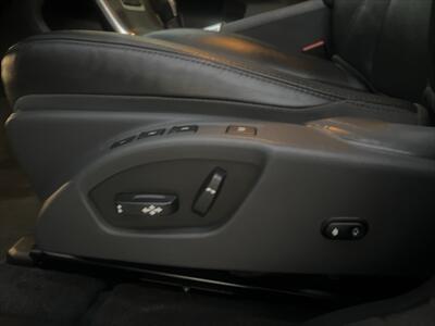2016 Volvo XC60 T5 Drive-E Premier   - Photo 15 - Escondido, CA 92025