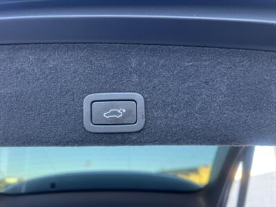 2016 Volvo XC60 T5 Drive-E Premier   - Photo 5 - Escondido, CA 92025