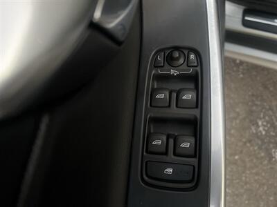 2016 Volvo XC60 T5 Drive-E Premier   - Photo 13 - Escondido, CA 92025