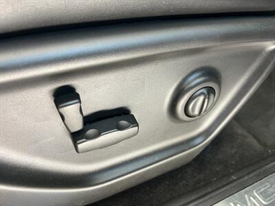 2005 GMC Envoy SLE   - Photo 13 - Escondido, CA 92025