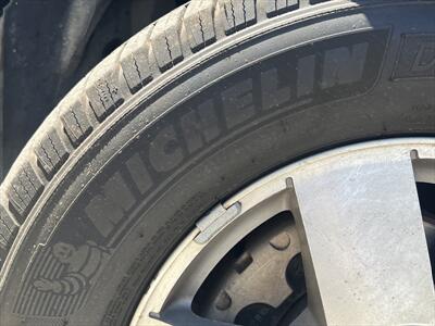 2005 GMC Envoy SLE   - Photo 5 - Escondido, CA 92025