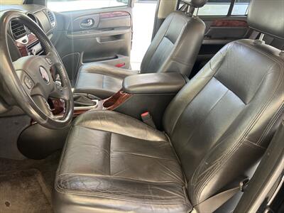 2005 GMC Envoy SLE   - Photo 6 - Escondido, CA 92025