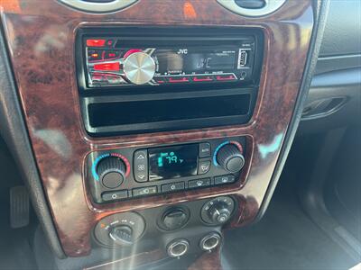 2005 GMC Envoy SLE   - Photo 16 - Escondido, CA 92025