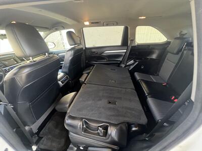 2014 Toyota Highlander LE Plus   - Photo 46 - Escondido, CA 92025