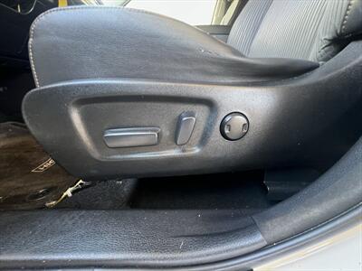 2014 Toyota Highlander LE Plus   - Photo 35 - Escondido, CA 92025