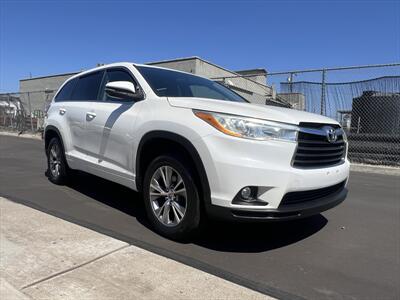 2014 Toyota Highlander LE Plus   - Photo 12 - Escondido, CA 92025