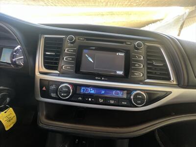 2014 Toyota Highlander LE Plus   - Photo 52 - Escondido, CA 92025