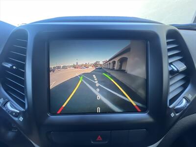 2014 Jeep Cherokee Trailhawk - Photo 4 - Escondido, CA 92025