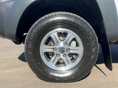 2010 Toyota Tacoma PreRunner - Photo 6 - Escondido, CA 92025