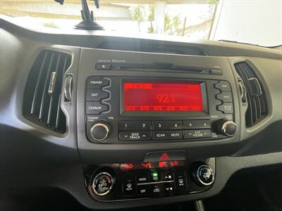 2011 Kia Sportage EX - Photo 17 - Escondido, CA 92025