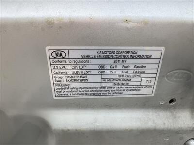 2011 Kia Sportage EX - Photo 24 - Escondido, CA 92025