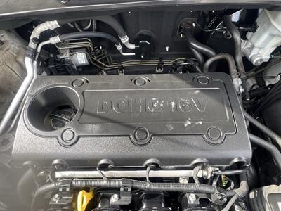 2011 Kia Sportage EX - Photo 6 - Escondido, CA 92025
