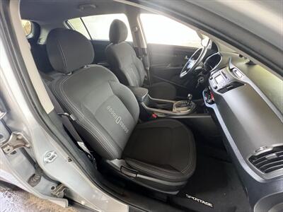 2011 Kia Sportage EX - Photo 8 - Escondido, CA 92025