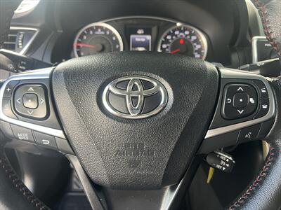 2015 Toyota Camry SE - Photo 7 - Escondido, CA 92025
