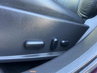 2011 Lincoln MKZ/Zephyr   - Photo 17 - Escondido, CA 92025