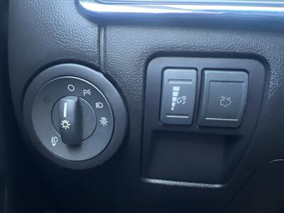 2011 Lincoln MKZ/Zephyr   - Photo 37 - Escondido, CA 92025