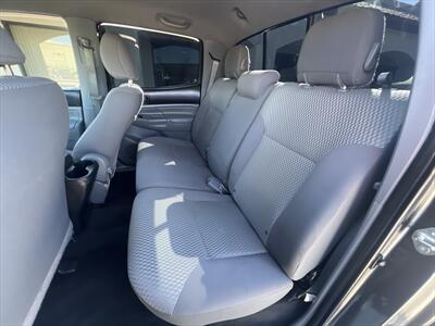 2015 Toyota Tacoma PreRunner V6   - Photo 22 - Escondido, CA 92025