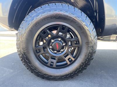 2015 Toyota Tacoma PreRunner V6   - Photo 16 - Escondido, CA 92025