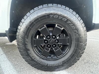 2019 Chevrolet Colorado Work Truck   - Photo 2 - Escondido, CA 92025