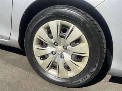2012 Toyota Yaris 5-Door L   - Photo 25 - Escondido, CA 92025