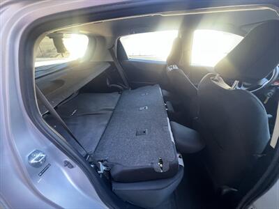 2012 Toyota Yaris 5-Door L   - Photo 32 - Escondido, CA 92025