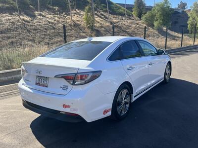 2017 Hyundai SONATA Plug-in Hybrid Limited - Photo 14 - Escondido, CA 92025