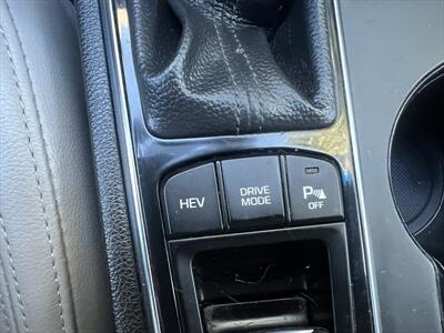 2017 Hyundai SONATA Plug-in Hybrid Limited - Photo 22 - Escondido, CA 92025