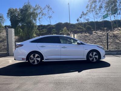 2017 Hyundai SONATA Plug-in Hybrid Limited - Photo 15 - Escondido, CA 92025