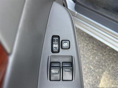 2006 Toyota Camry Solara SLE V6   - Photo 19 - Escondido, CA 92025