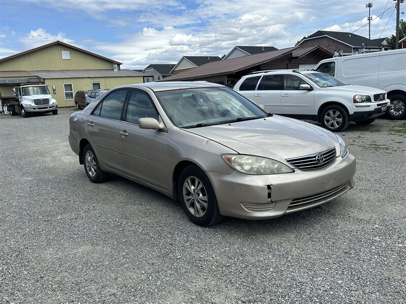 2005 Toyota Camry's photo