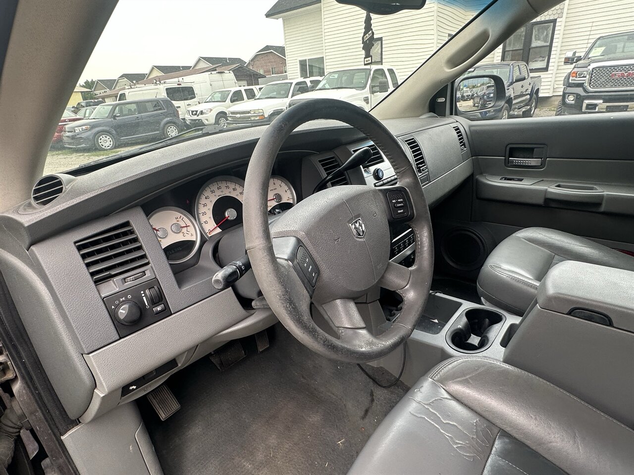 2004 Dodge Durango Limited - Photo 5 - Post Falls, ID 83854