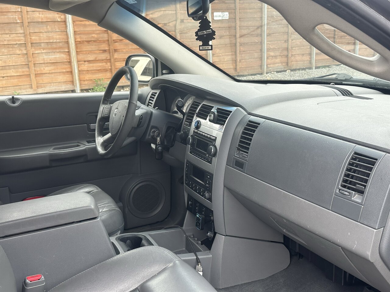 2004 Dodge Durango Limited - Photo 6 - Post Falls, ID 83854