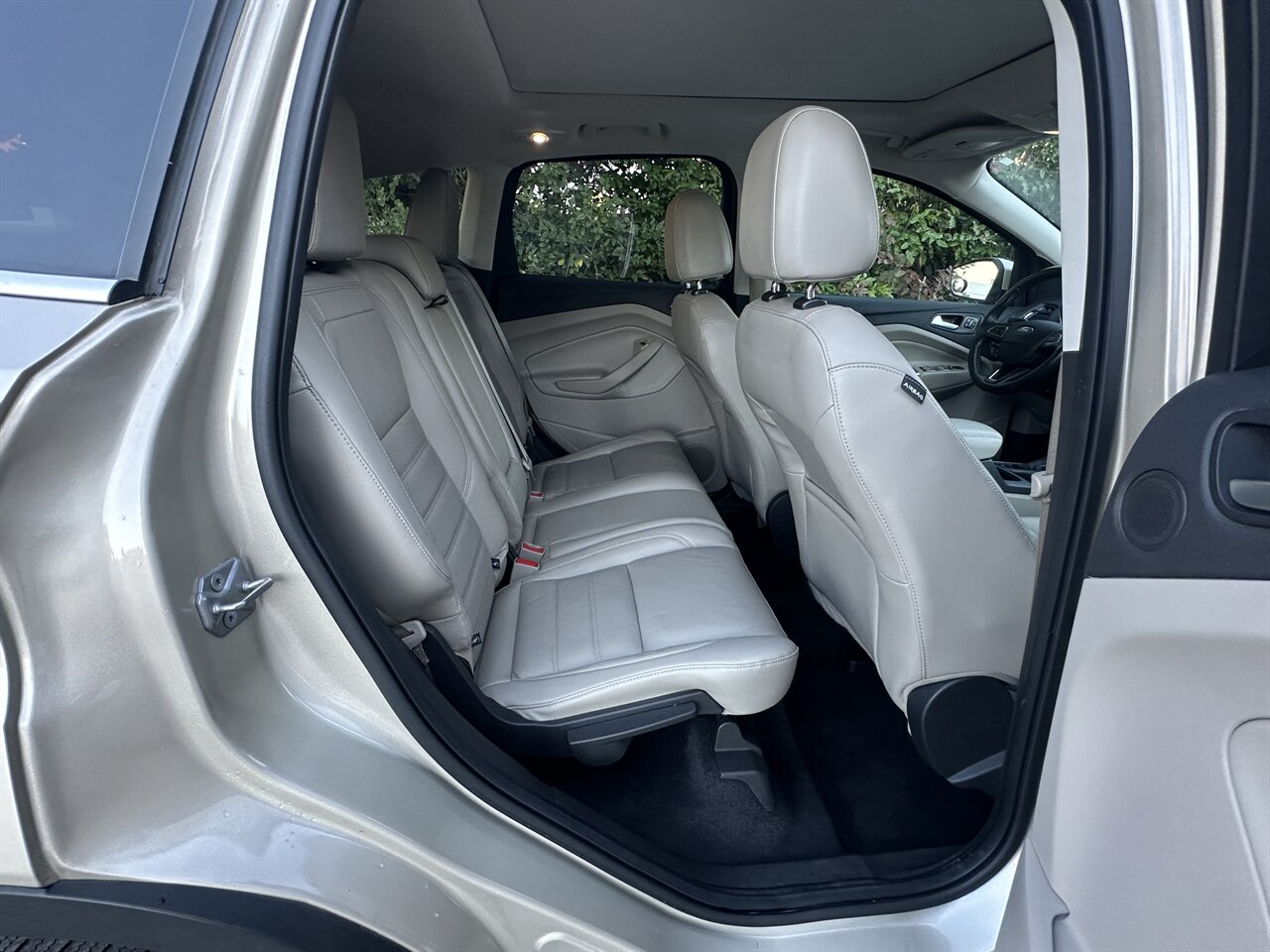 2017 Ford Escape Titanium. 4X4, 71k miles, Fully Loaded, Nice SUV! - Photo 9 - Post Falls, ID 83854