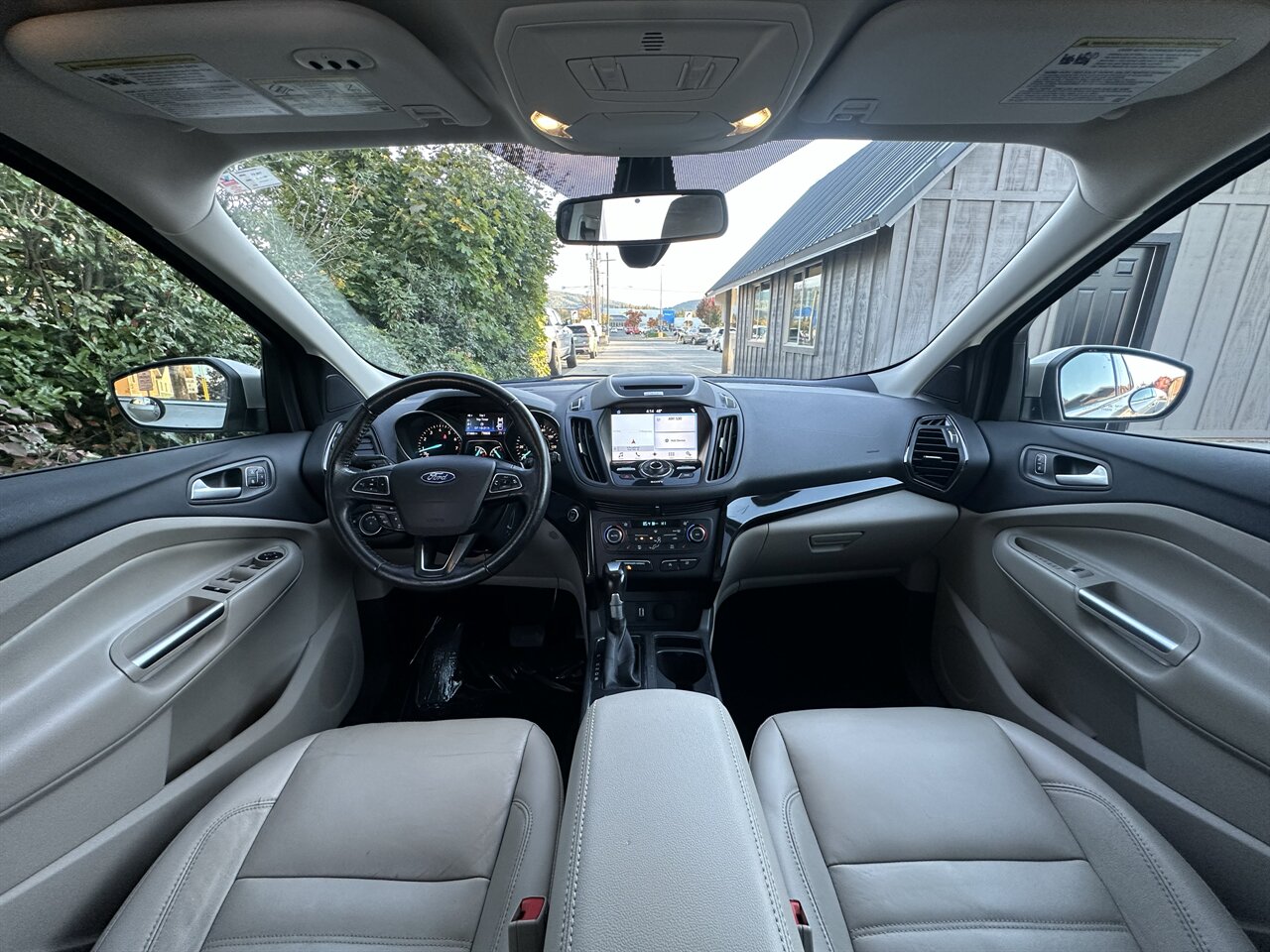 2017 Ford Escape Titanium. 4X4, 71k miles, Fully Loaded, Nice SUV! - Photo 4 - Post Falls, ID 83854