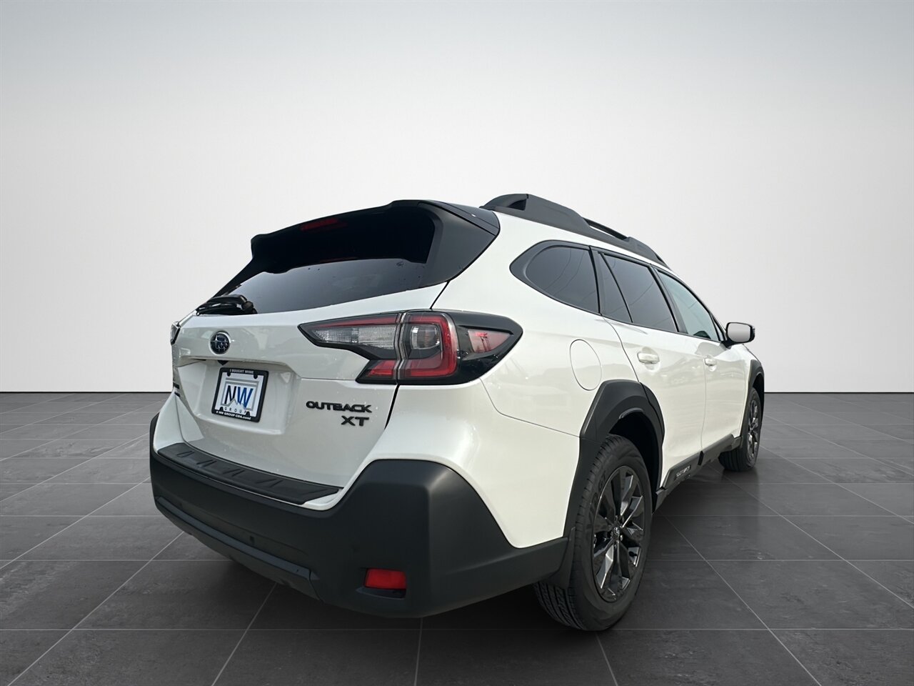 2025 Subaru Outback Onyx Edition XT  Like-New! 2k miles, Leather, Sunroof! - Photo 4 - Post Falls, ID 83854