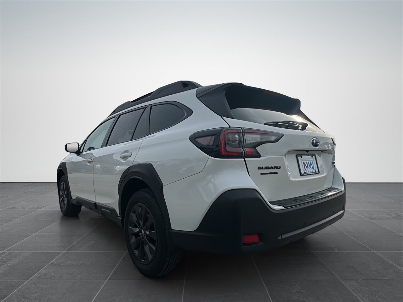 2025 Subaru Outback Onyx Edition XT  Like-New! 2k miles, Leather, Sunroof! - Photo 6 - Post Falls, ID 83854