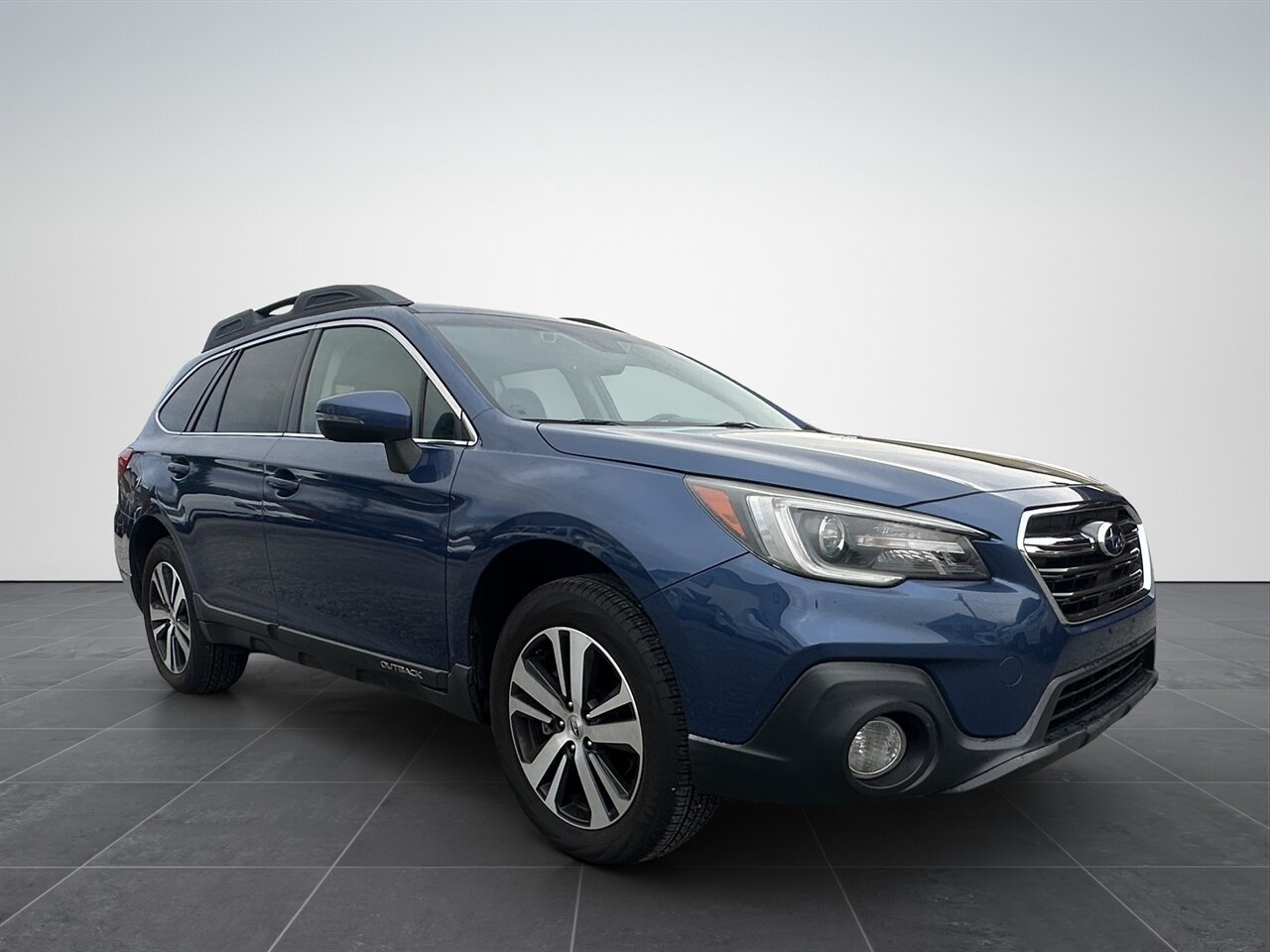2019 Subaru Outback 2.5i Limited  AWD, Very Good Shape! Fully Serviced! - Photo 1 - Post Falls, ID 83854