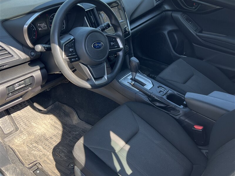 2018 Subaru Impreza Premium.  5 Speed Manual, Low Miles, All Wheel Drive! Nice Subaru! - Photo 4 - Post Falls, ID 83854