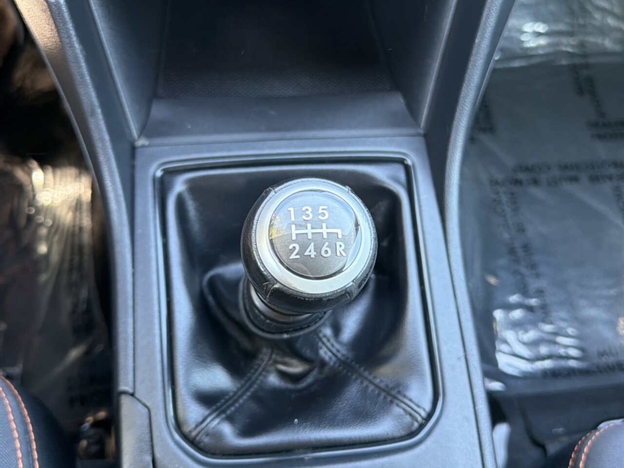 2018 Subaru Crosstrek 2.0i Premium 6 Speed Manual RARE - Photo 5 - Post Falls, ID 83854