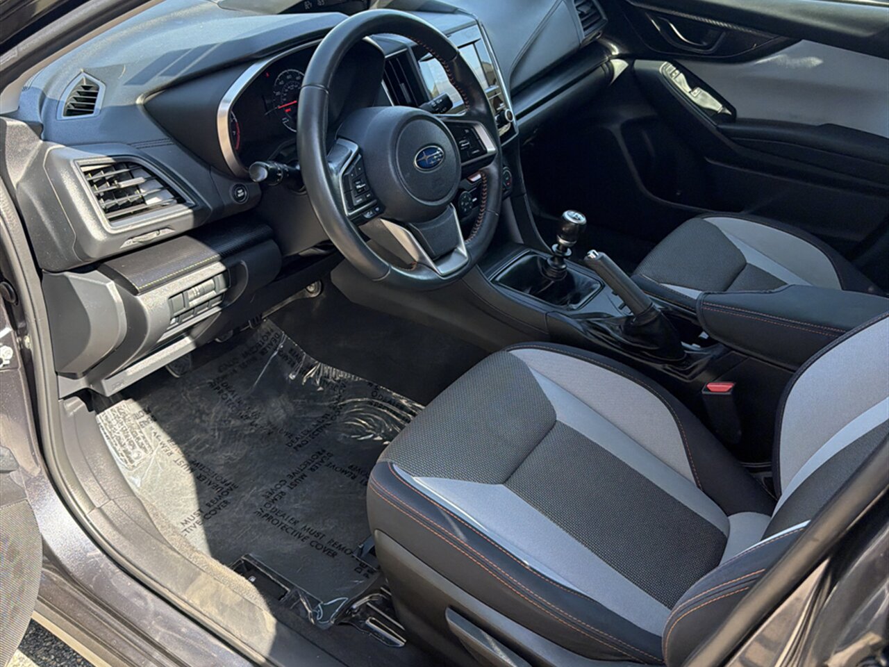 2018 Subaru Crosstrek 2.0i Premium 6 Speed Manual RARE - Photo 4 - Post Falls, ID 83854