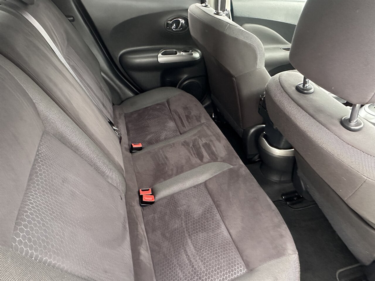 2015 Nissan JUKE SV  AWD, 68k Miles, Amazing Shape! - Photo 5 - Post Falls, ID 83854